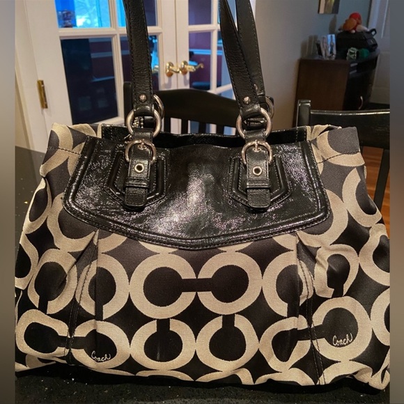 Coach Shoulder Bag - Picture 2 of 8